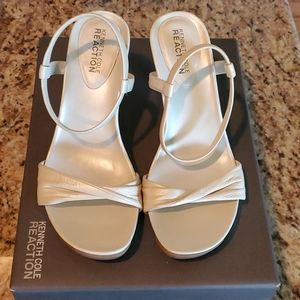 Kenneth Cole Reaction Hi Strung Sandals